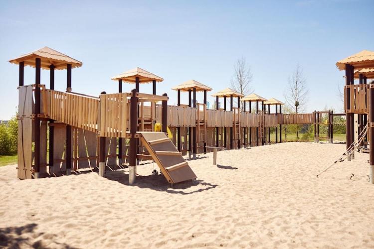 Holiday Resort Van Der Valk, Linstow Dobbin-Linstow Экстерьер фото